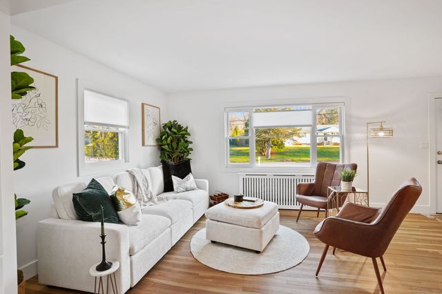 132 Toll House Lane, Fairfield, CT 06825