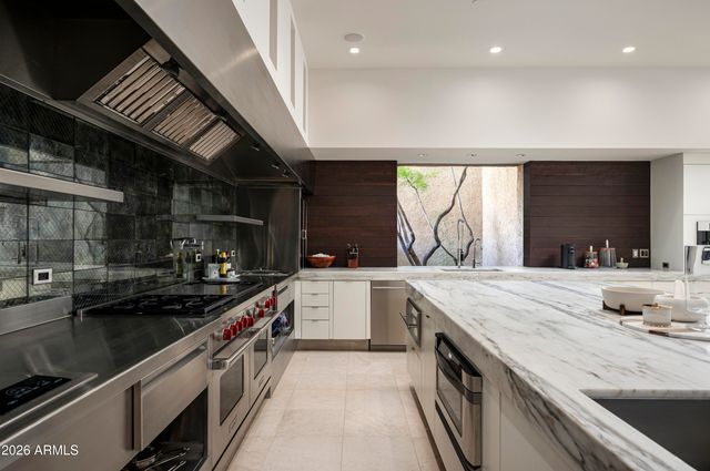 9821 E Sundance Trail, Scottsdale, AZ 85262