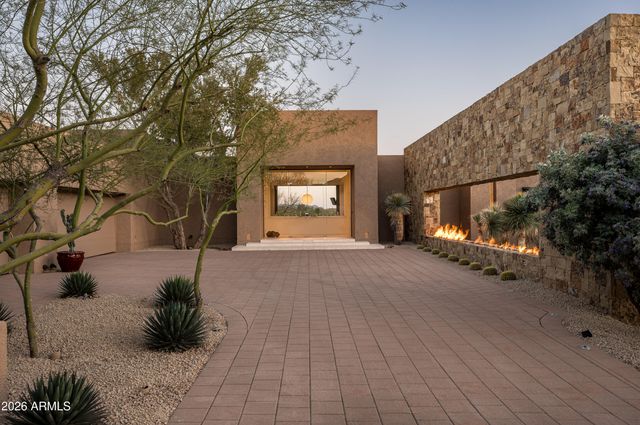 9821 E Sundance Trail, Scottsdale, AZ 85262