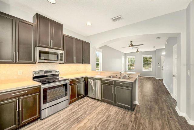 6905 TOWERING SPRUCE DRIVE, Riverview, FL 33578