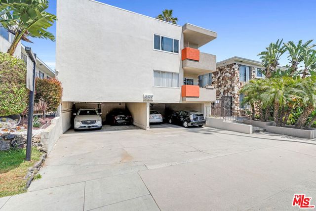 937 5th Street 9, Santa Monica, CA 90403