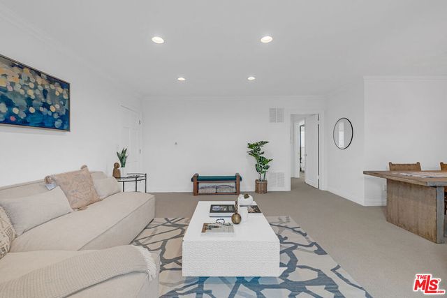 937 5th Street 9, Santa Monica, CA 90403