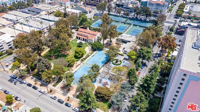 937 5th Street 9, Santa Monica, CA 90403