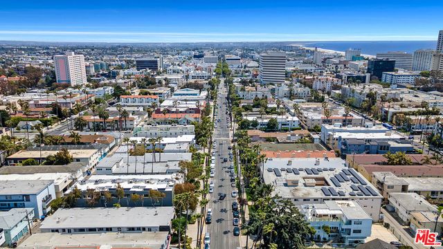 937 5th Street 9, Santa Monica, CA 90403