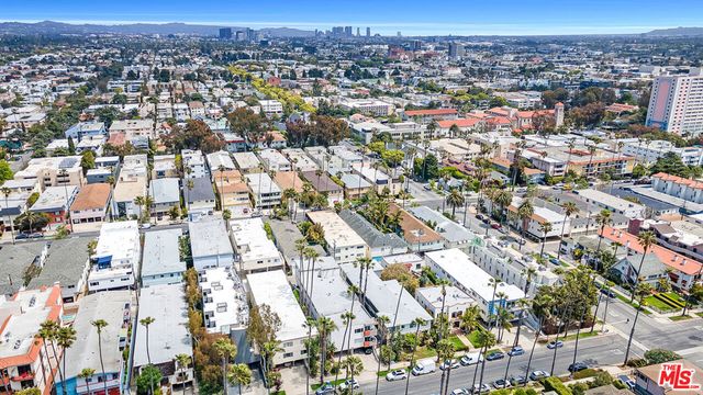 937 5th Street 9, Santa Monica, CA 90403