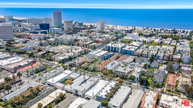 937 5th Street 9, Santa Monica, CA 90403