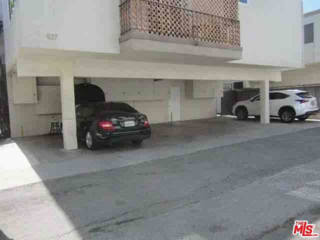 937 5th Street 9, Santa Monica, CA 90403