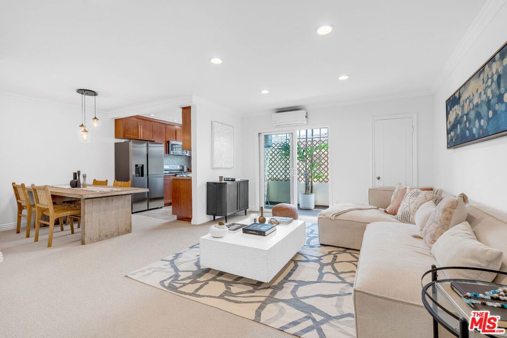 937 5th Street 9, Santa Monica, CA 90403