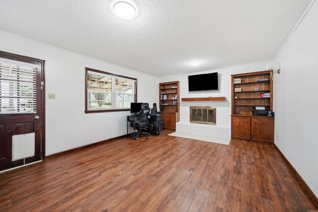 1121 Briar Creek Road, Little Rock, AR 72211