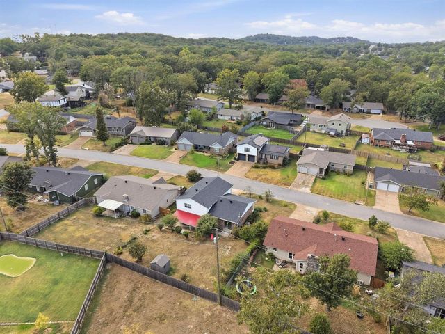 1121 Briar Creek Road, Little Rock, AR 72211