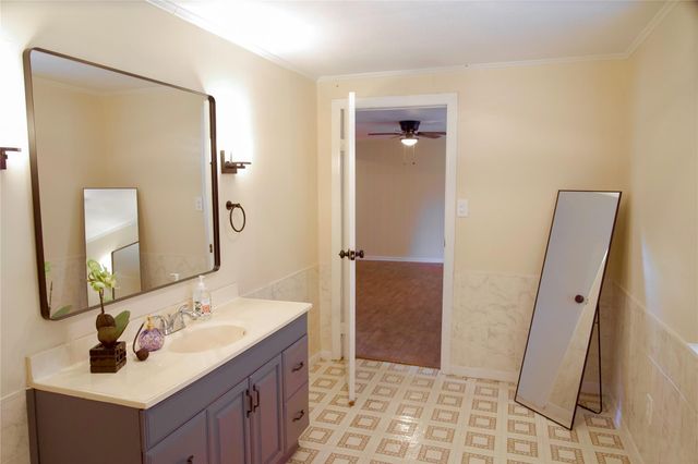 7518 Fm 442 Road, Boling, TX 77420