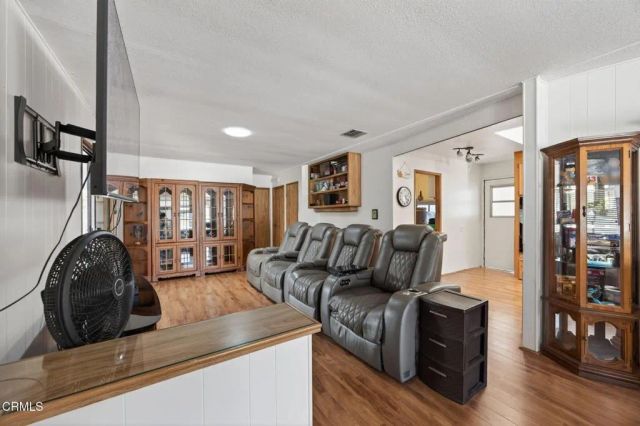 81 Poinsettia Gardens Drive, Ventura, CA 93004