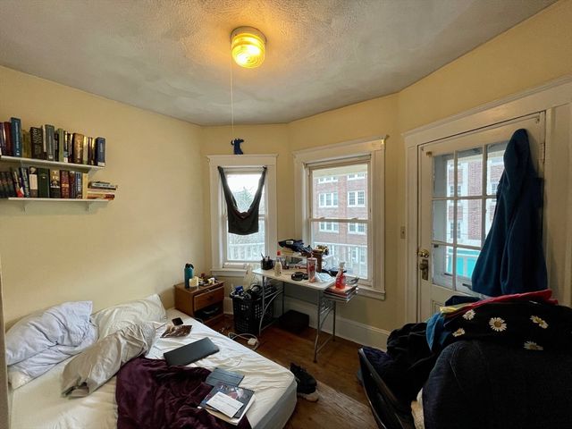 97 Kilsyth Rd 3a, Boston, MA 02135