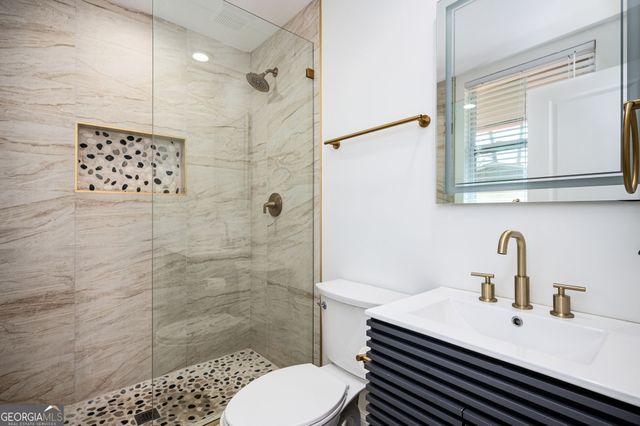 2018 Nancy Circle SE, Smyrna, GA 30080