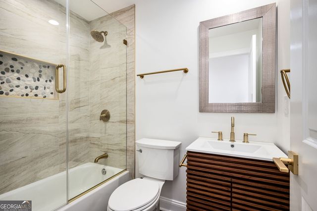 2018 Nancy Circle SE, Smyrna, GA 30080