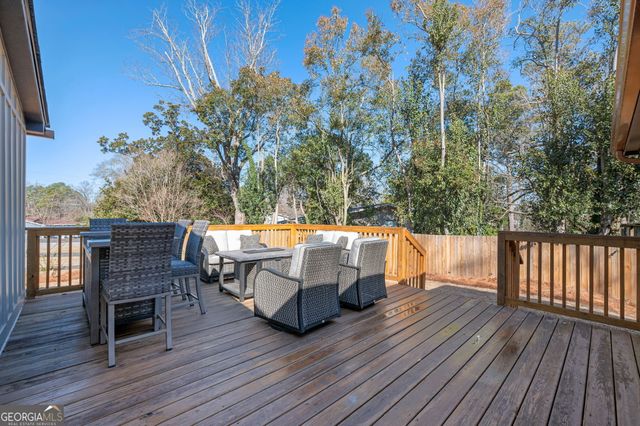 2018 Nancy Circle SE, Smyrna, GA 30080