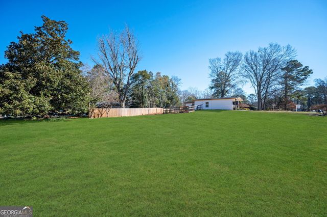 2018 Nancy Circle SE, Smyrna, GA 30080