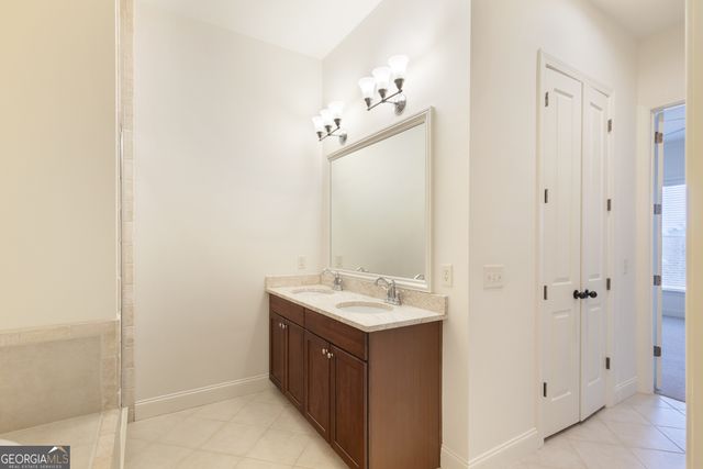 360 CHAMBERS Street 208, Woodstock, GA 30188