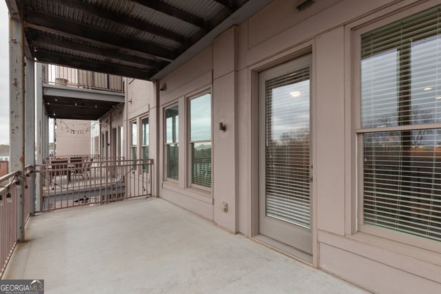 360 CHAMBERS Street 208, Woodstock, GA 30188
