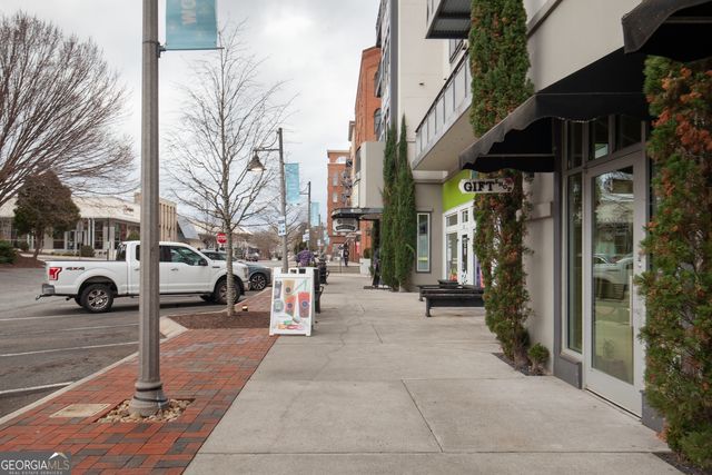 360 CHAMBERS Street 208, Woodstock, GA 30188