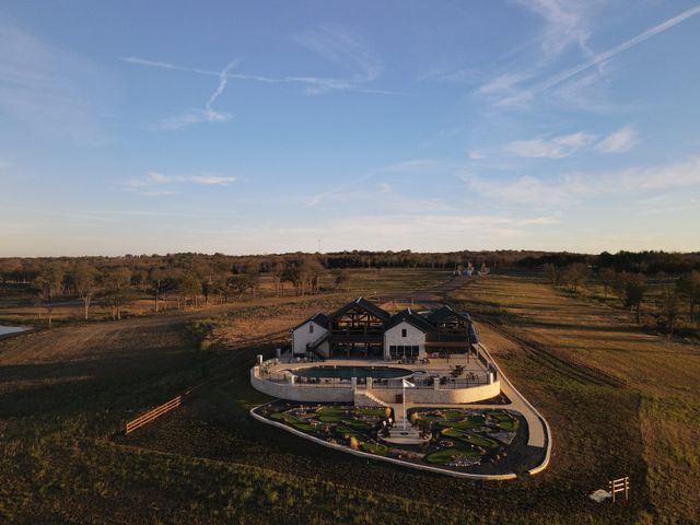 533 Timberland Heights, Windom, TX 75492