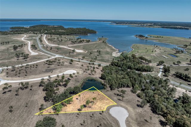 533 Timberland Heights, Windom, TX 75492