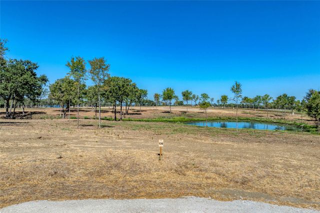 533 Timberland Heights, Windom, TX 75492