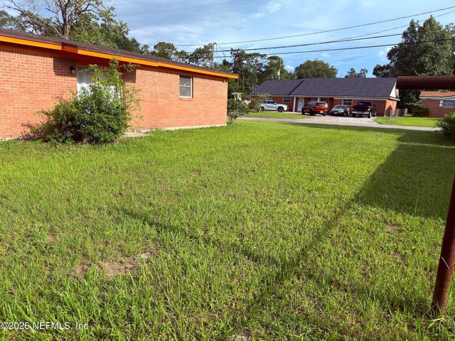 9806 PRIORY Avenue, Jacksonville, FL 32208