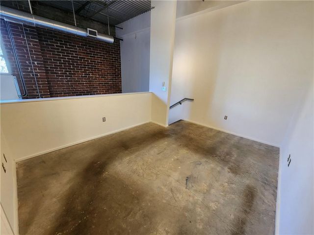 195 Arizona Avenue NE 149, Atlanta, GA 30307