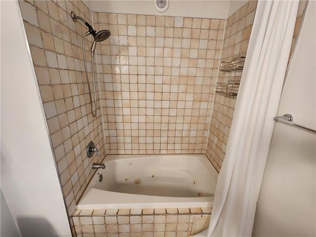 195 Arizona Avenue NE 149, Atlanta, GA 30307