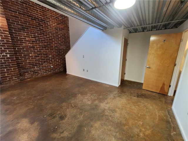 195 Arizona Avenue NE 149, Atlanta, GA 30307