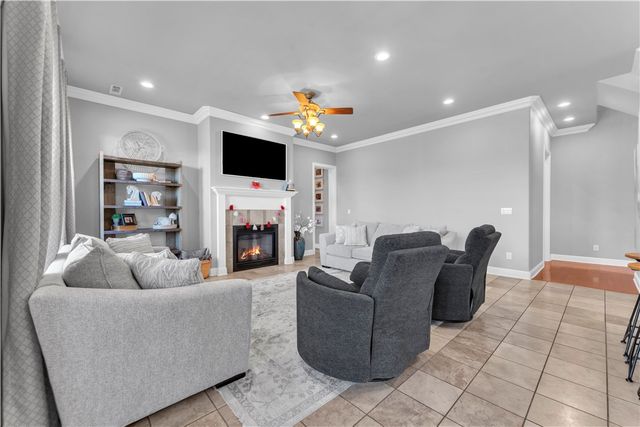 2314 The Peaks Boulevard, Rogers, AR 72758