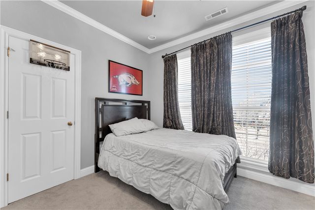 2314 The Peaks Boulevard, Rogers, AR 72758