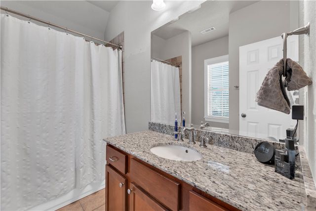 2314 The Peaks Boulevard, Rogers, AR 72758