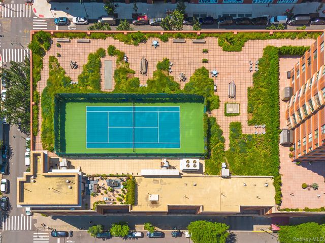 4-74 48th Avenue 29H, Long Island City, NY 11109