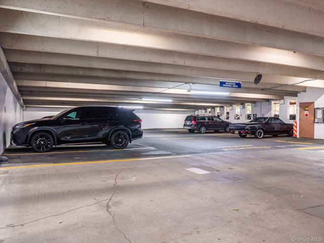 4-74 48th Avenue 29H, Long Island City, NY 11109