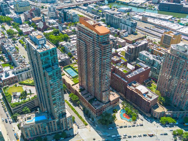 4-74 48th Avenue 29H, Long Island City, NY 11109