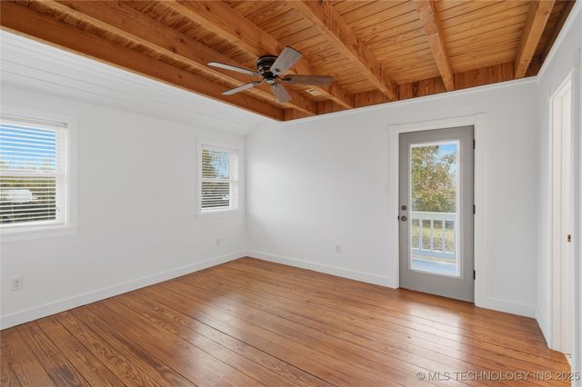 60 Edgewood Road, Eufaula, OK 74432