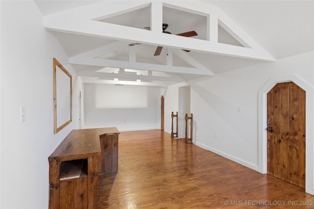 60 Edgewood Road, Eufaula, OK 74432