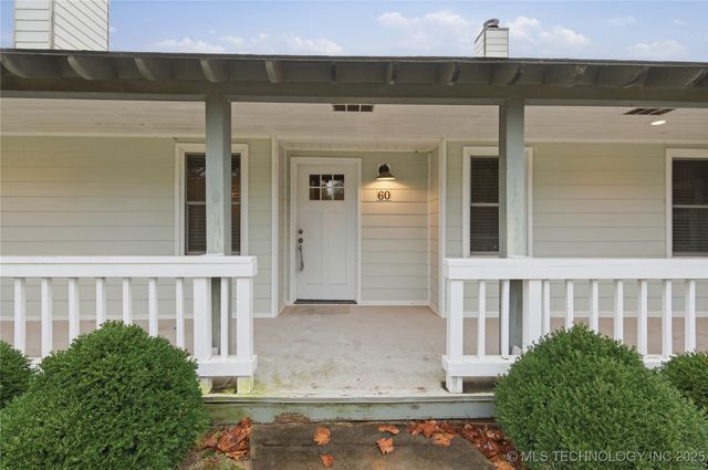 60 Edgewood Road, Eufaula, OK 74432