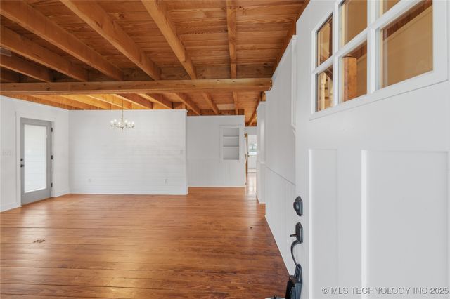 60 Edgewood Road, Eufaula, OK 74432