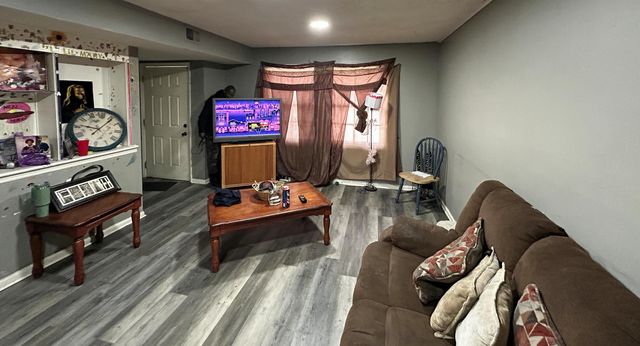 5237 FLOWERING PEACH DR, Memphis, TN 38115