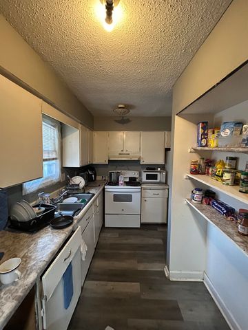 5237 FLOWERING PEACH DR, Memphis, TN 38115