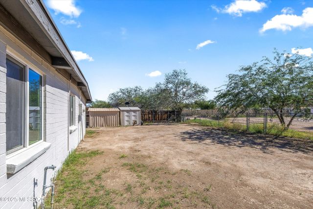 8448 E Ruby Drive, Tucson, AZ 85730