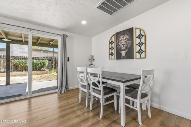 8448 E Ruby Drive, Tucson, AZ 85730