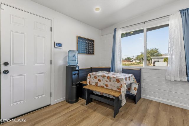 8448 E Ruby Drive, Tucson, AZ 85730
