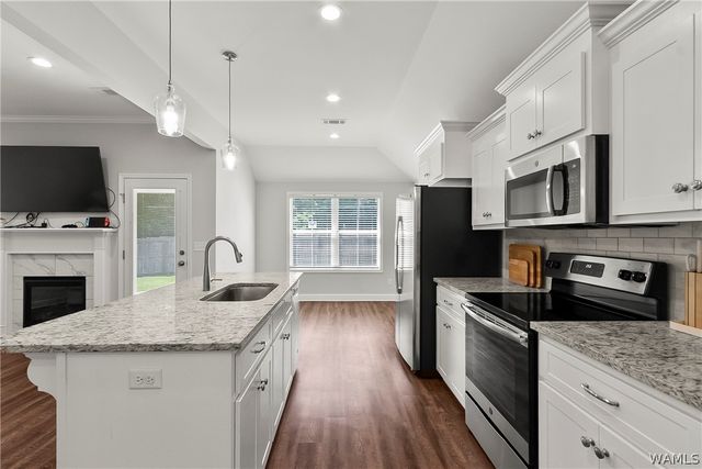 1960 Crimson, Cottondale, AL 35453