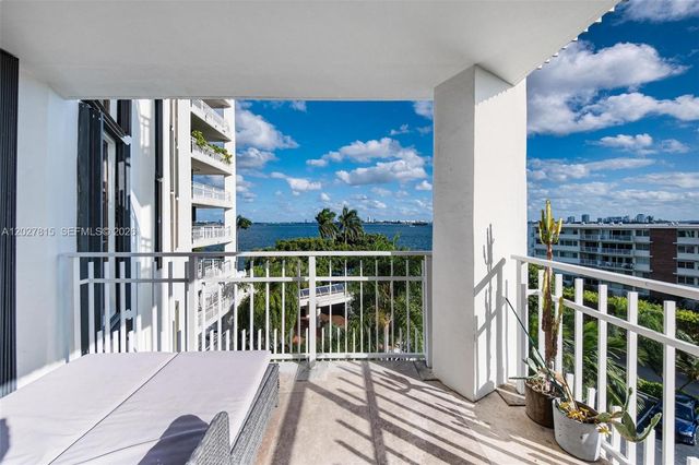 4000 Towerside Ter 604, Miami, FL 33138