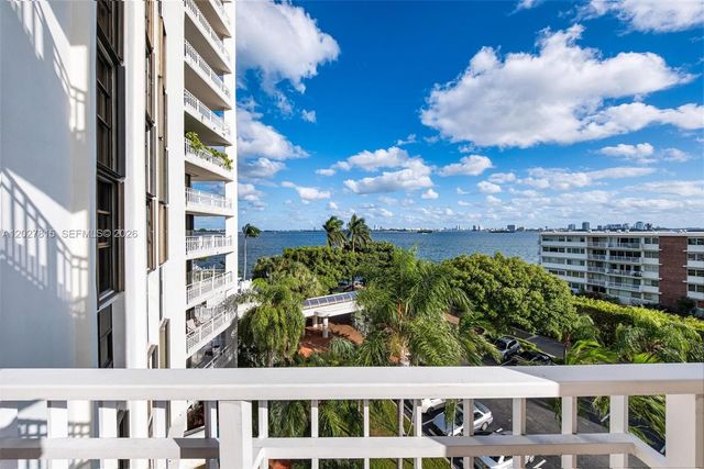 4000 Towerside Ter 604, Miami, FL 33138