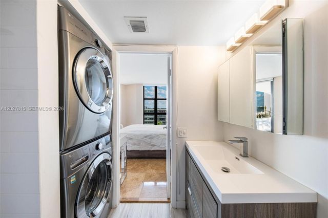 4000 Towerside Ter 604, Miami, FL 33138